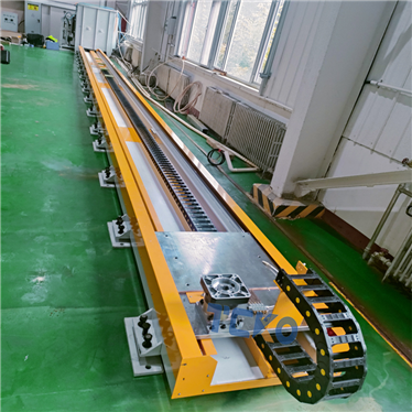 搬運(yùn)碼垛機(jī)器人地軌