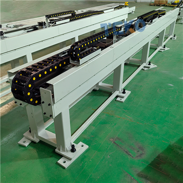 機(jī)器人地軌第七軸